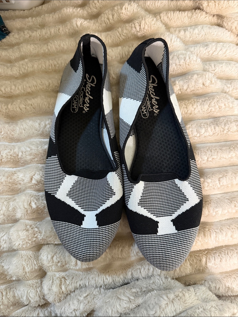 Skechers Black and White Patterned Slip-On Flats